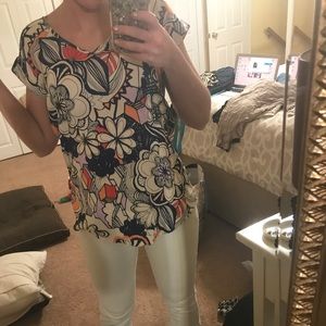 Express  floral print tshirt NWT